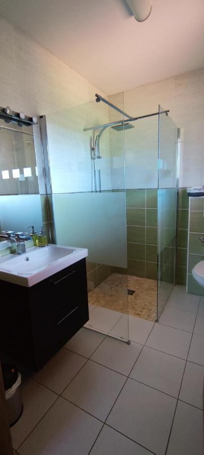 Maison D'Hotes Le Shorten Heches Экстерьер фото